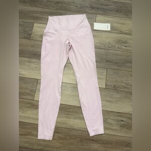 💕NWT Lululemon Align Leggings - Size 8 -28” inseam high rise light pink 💕